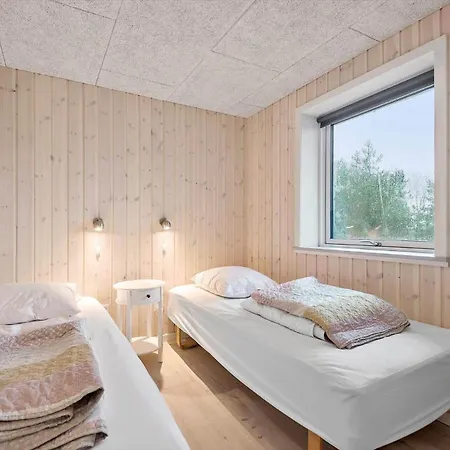 0180-romo-ejnar-mikkelsensvej-8 *