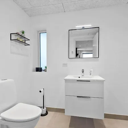 0180-romo-ejnar-mikkelsensvej-8 Semesterbostad *